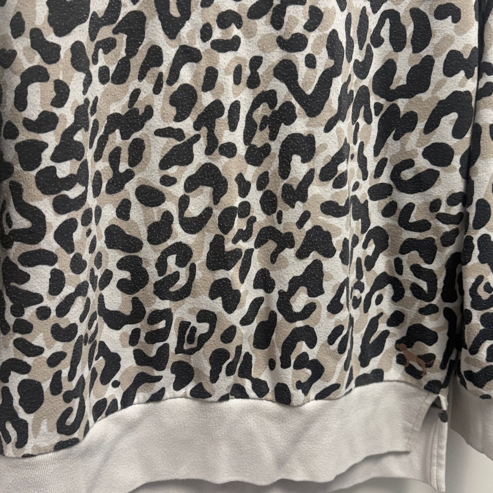 PINK Sweatshirt - Picture 2 of 7